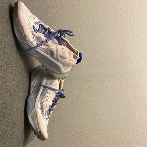 Women's Cream and Blue Nike Trail Shoes